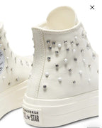 Tenis Estilo Converse Plataforma Beige Crema – Con Apliques y Perlas