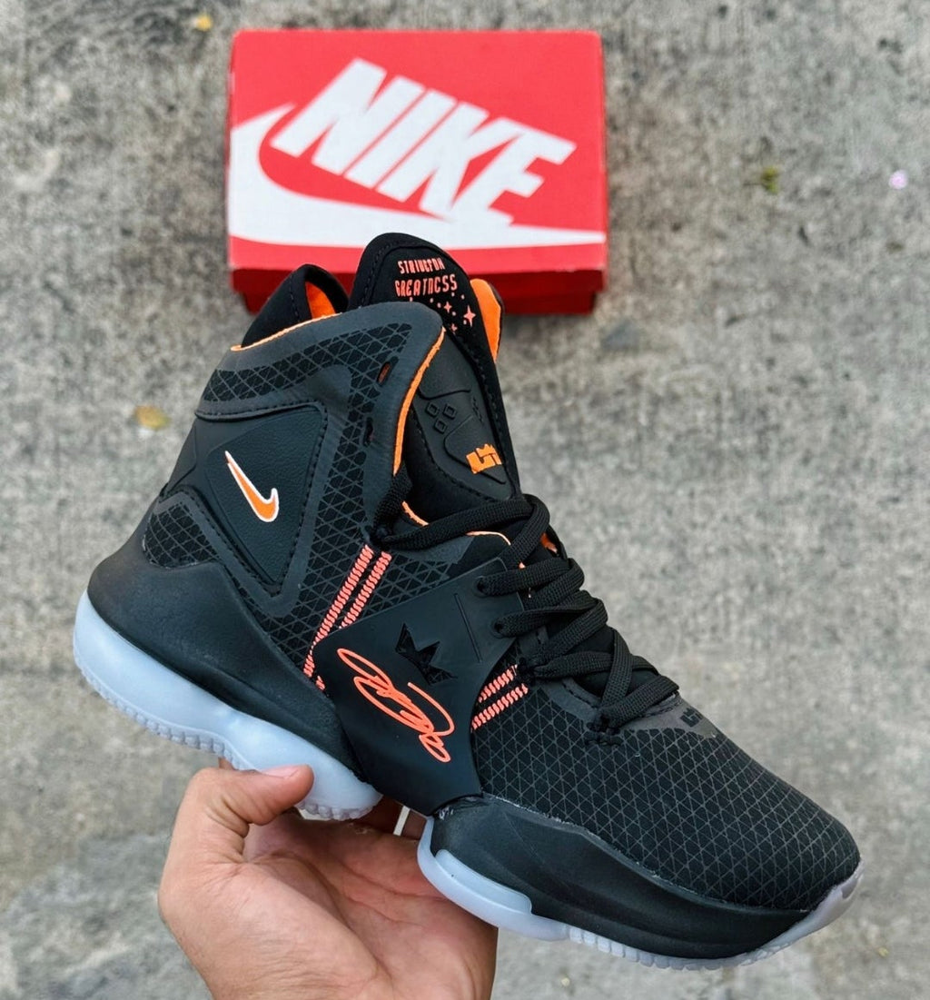 Botas Deportivas LeBron - Estilo y Comodidad en Cada Paso