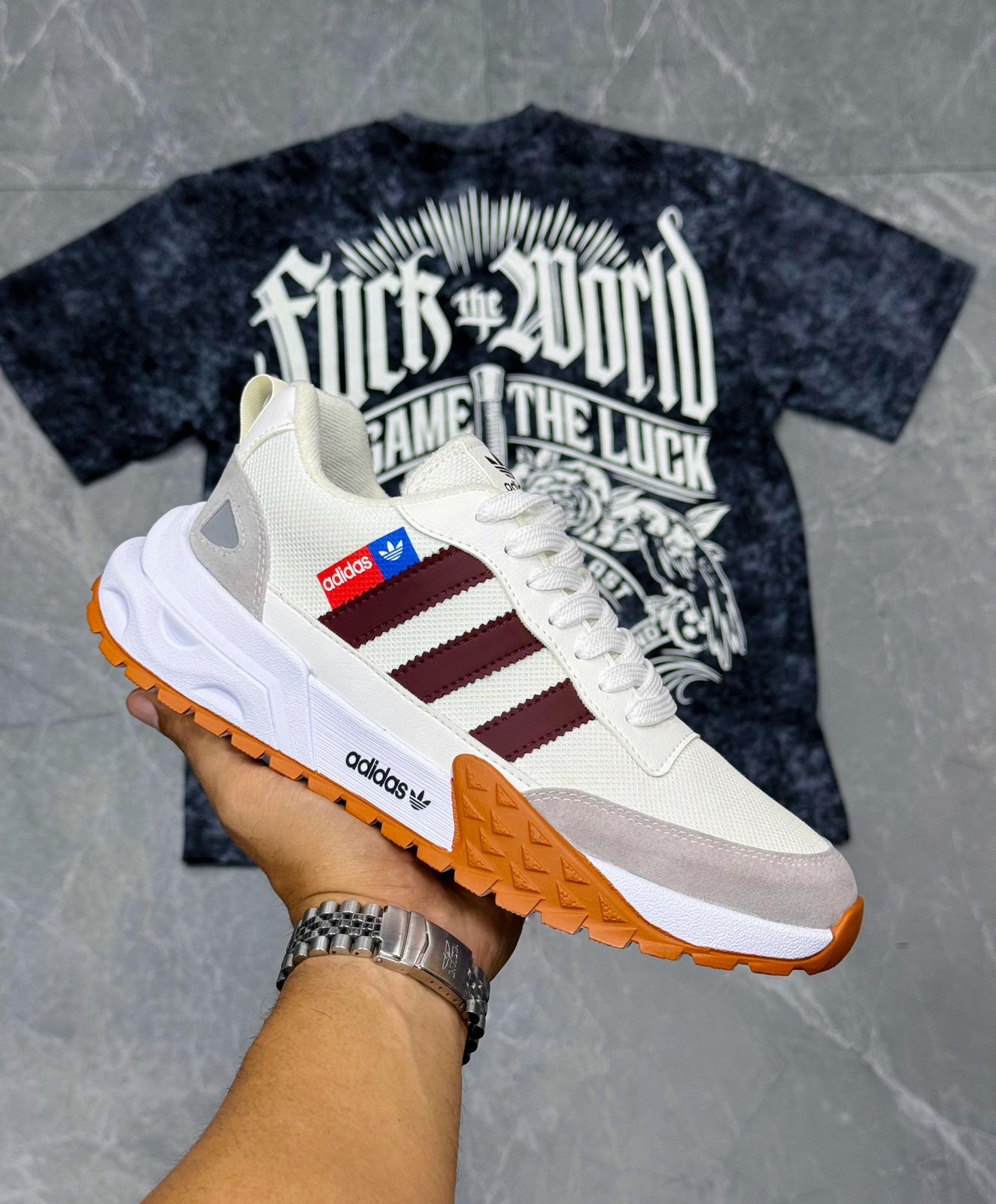 Tenis Estilo Unisex 3 Colores – Beige Verde, Negro Blanco y Beige Vinotinto – Fabricados en Cúcuta